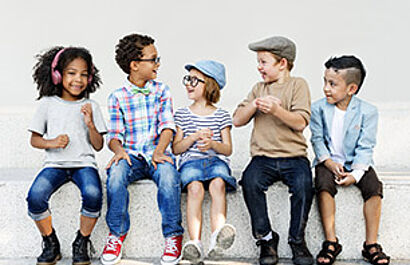 Ajuste, patrón, datos y digitalización de ropa para niños