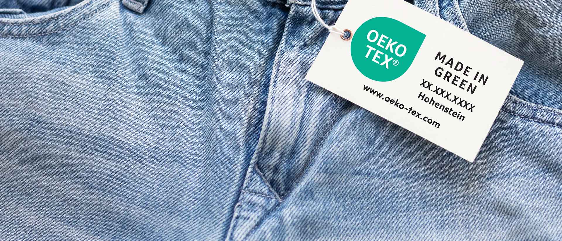 Jeans con etiqueta de certificación OEKO-TEX® MADE IN GREEN